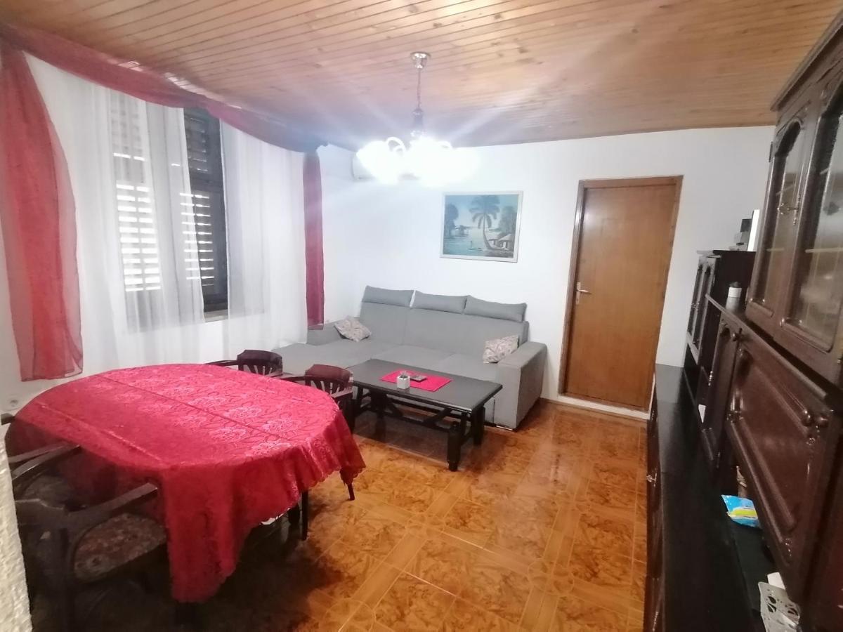 Apartman Zepina بولا المظهر الخارجي الصورة